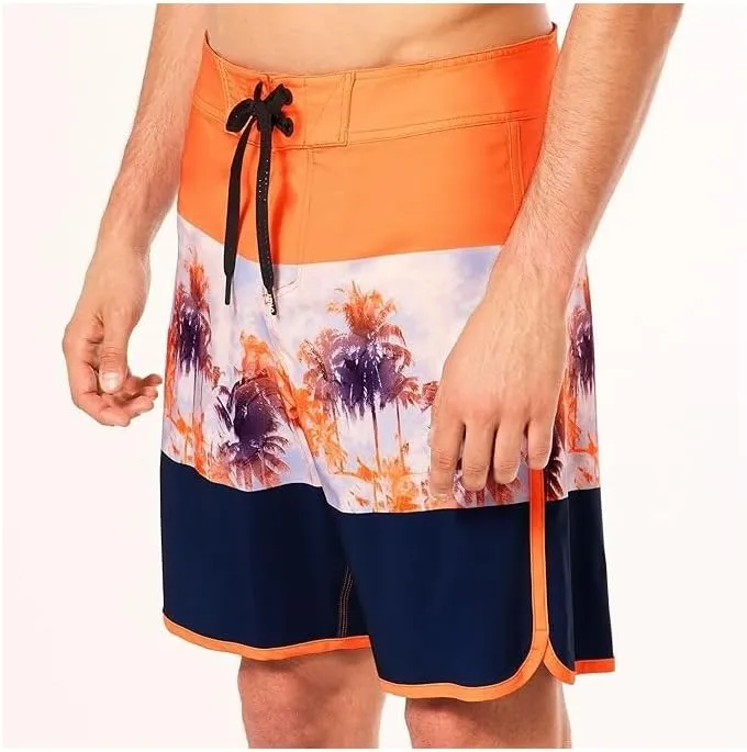 Oakley Men's Palm Florals Recycled 19” Boardshort